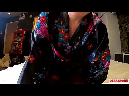 ❤️ Jauna cosplay meitene mīl seksu līdz orgasmam ar skvirtu zirdziņā un blowjob. Āzijas meitene ar matainu kundzi un skaistām krūtīm tradicionālā japāņu tērpā amatieru video, kurā redzama masturbācija ar seksa rotaļlietām. Sakura 3 OSAKAPORN. Seks video pie mums ❌️